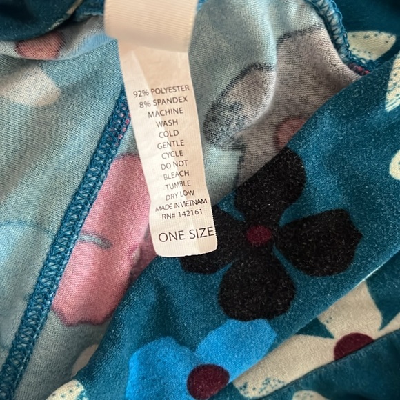 LuLaRoe Flower Print Leggings. One size. - Picture 6 of 6